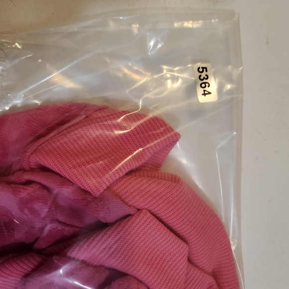 Barbie Forever 21 Pink Dog Sweater size M - Picture 8 of 8